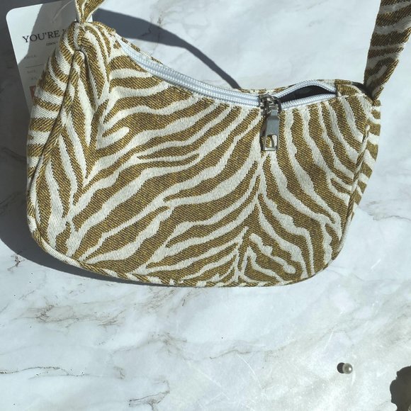 Hc Boutique Women's Tan & White Zebra Striped Shoulder Bag - Picture 3 of 5